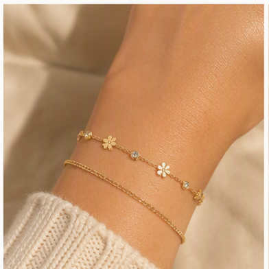 Daisy Charm Bracelet